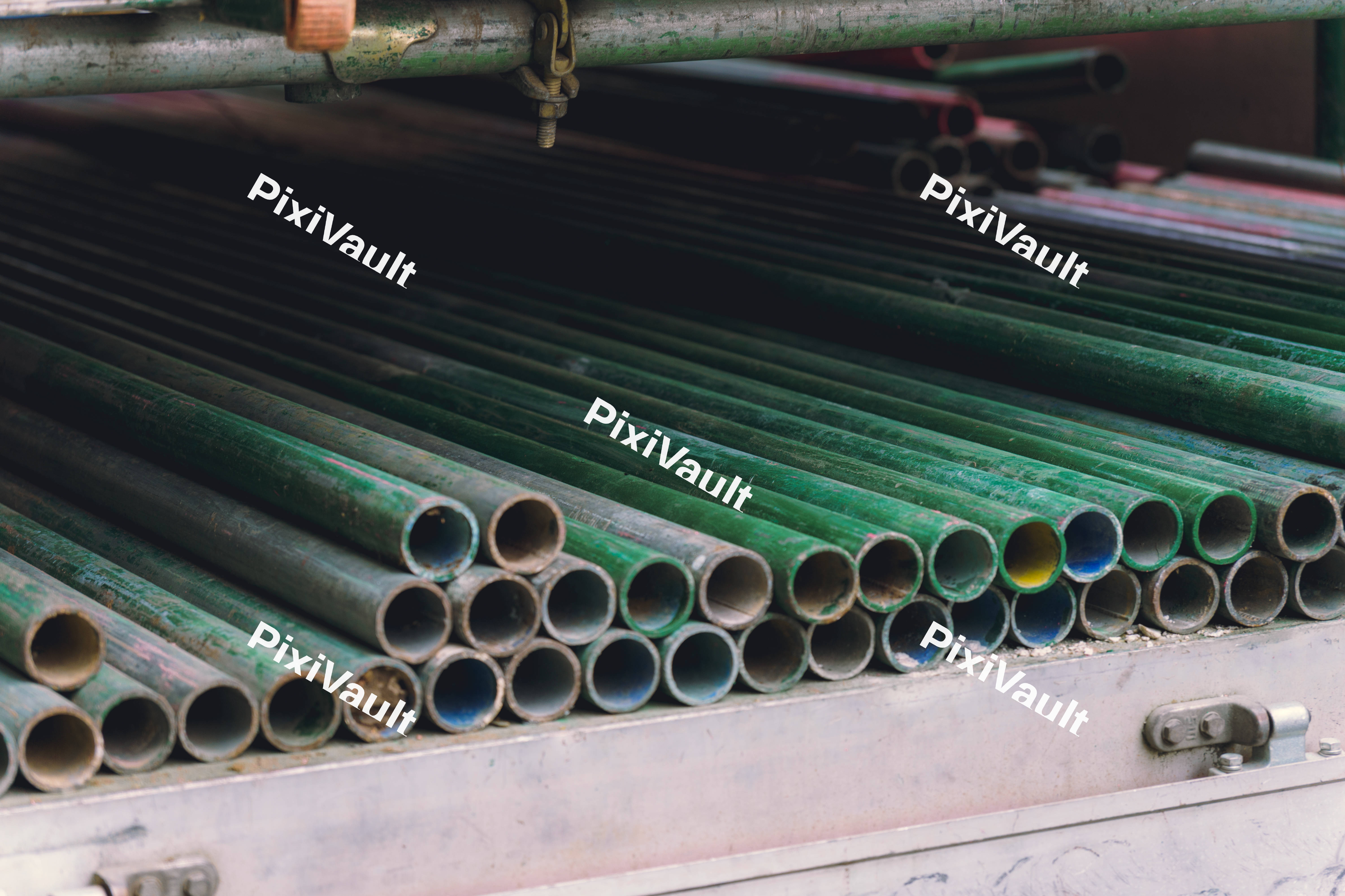 Scaffolding Poles